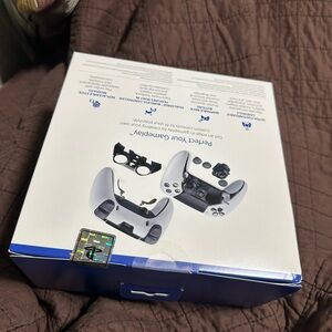 Ps5 pro DualSense Edge™
Wireless Controller brand new never opened box